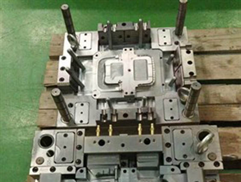 珠海模具制造-06